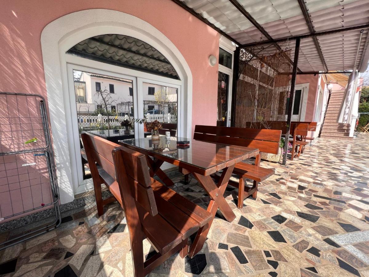 Apartments Tereza Novigrad Istria Exterior foto