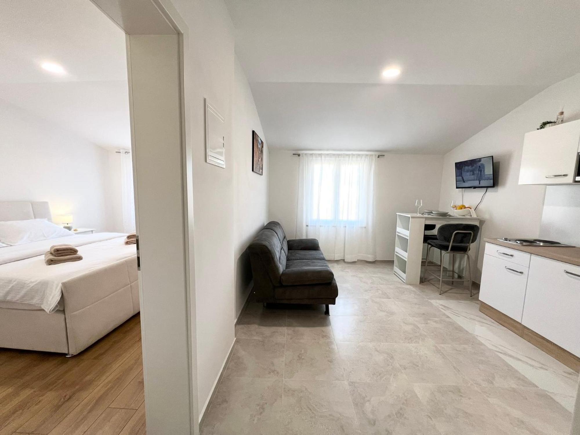 Apartments Tereza Novigrad Istria Exterior foto