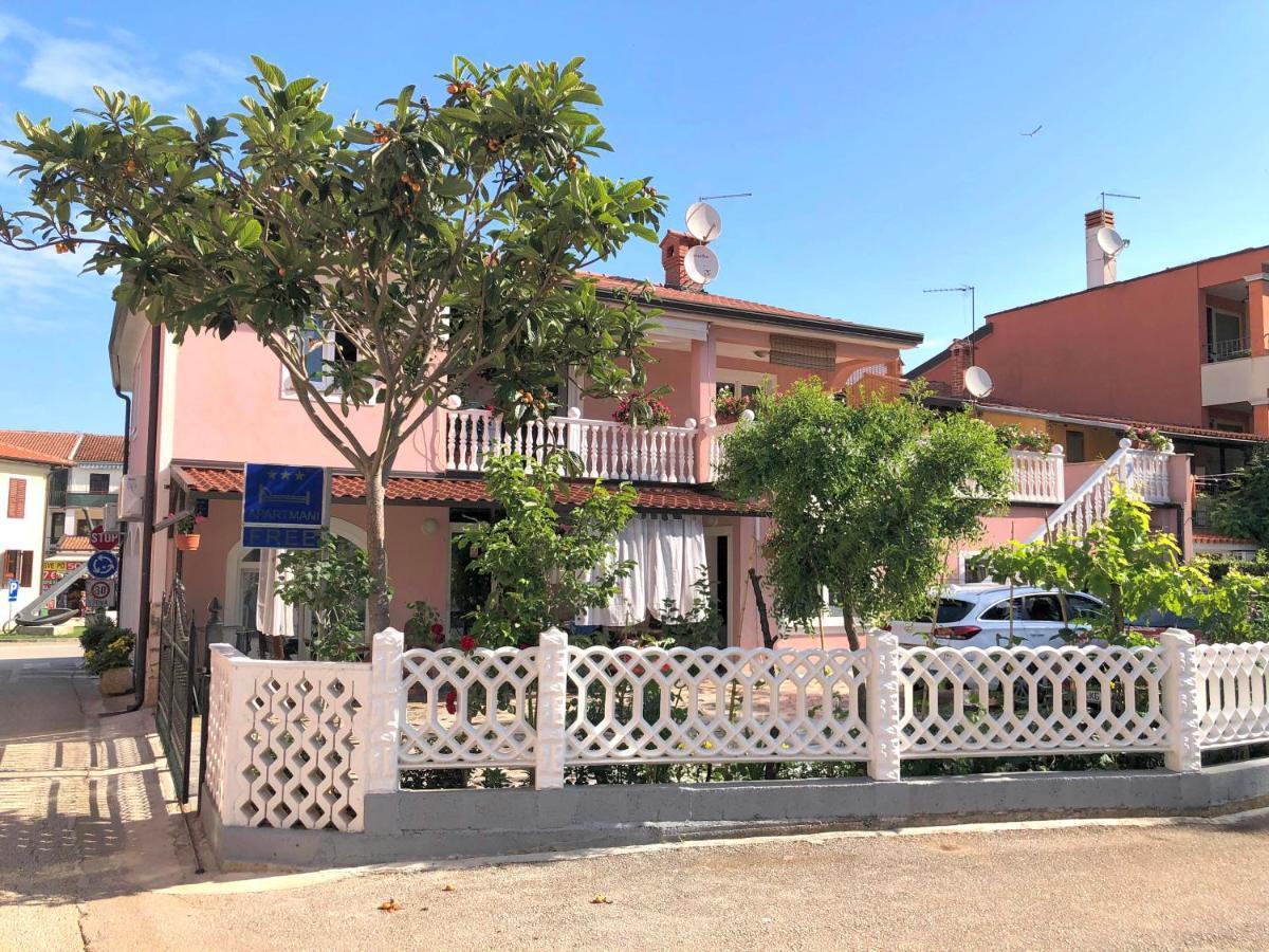 Apartments Tereza Novigrad Istria Exterior foto